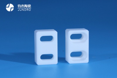 選擇氧化鋯陶瓷加工廠(chǎng)家要關(guān)注那幾點(diǎn)